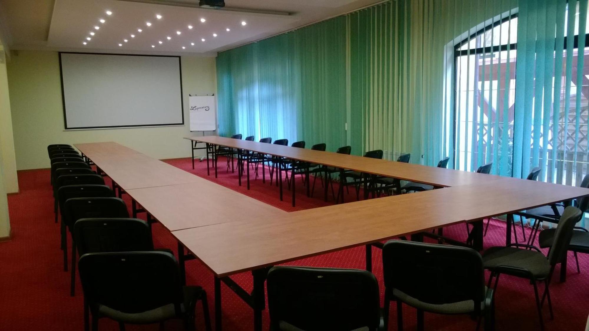 Yuca Hotel Lodź Bagian luar foto