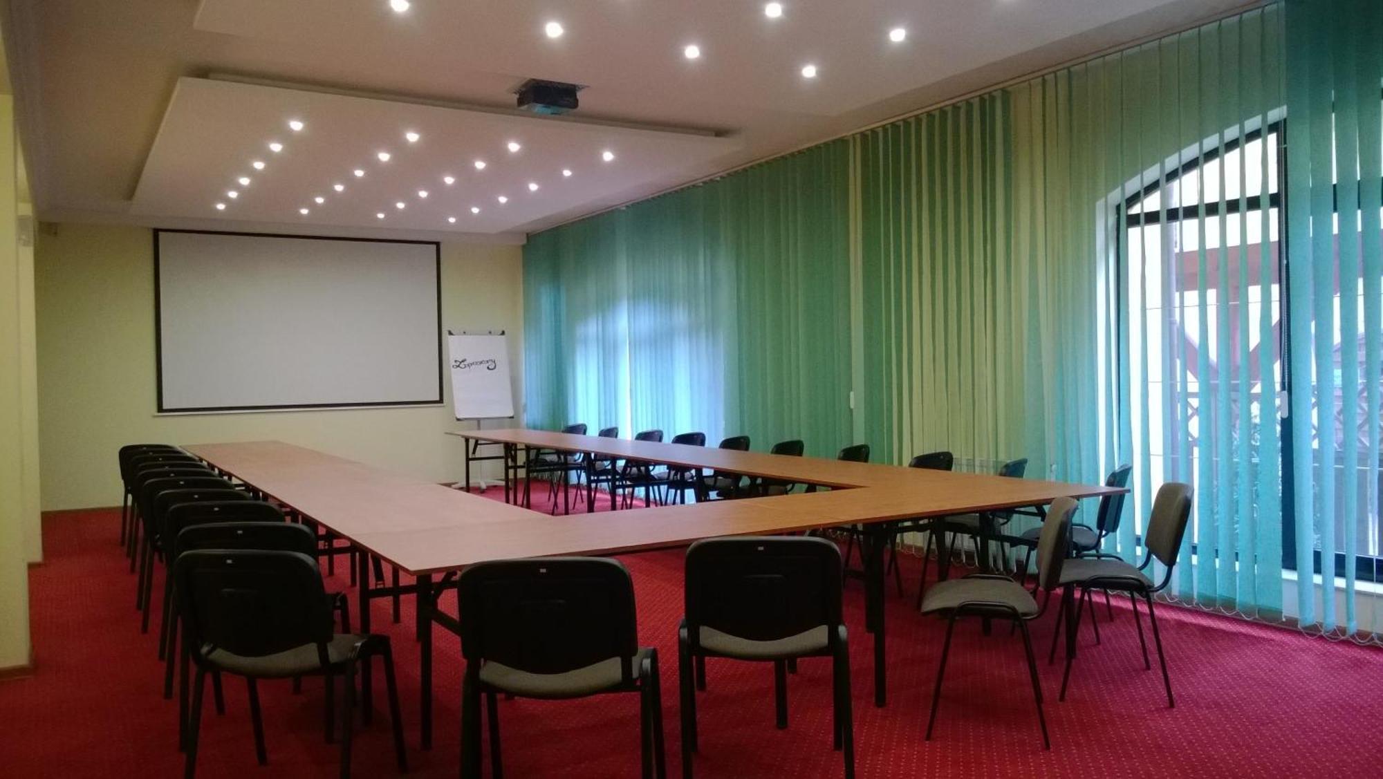 Yuca Hotel Lodź Bagian luar foto