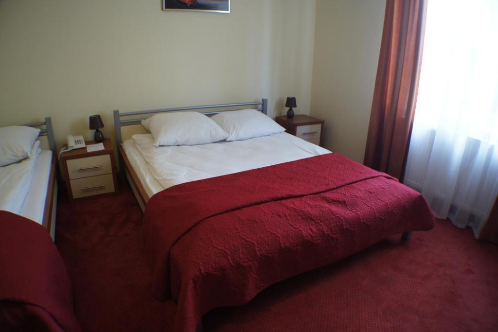 Yuca Hotel Lodź Ruang foto